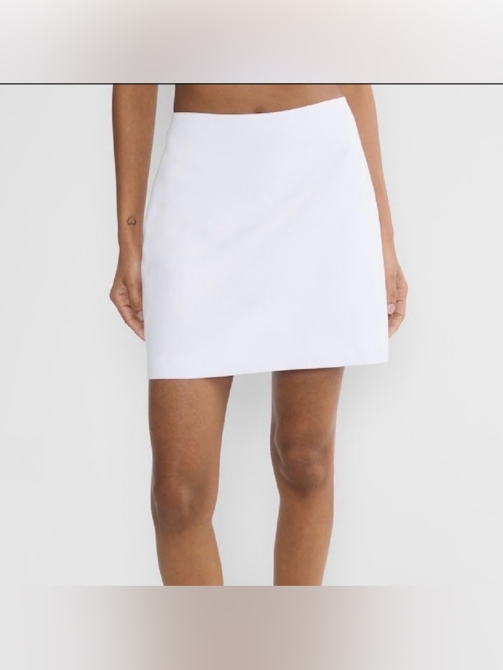 Aritzia Wilfred cruiselinen classic mini skirt size 2